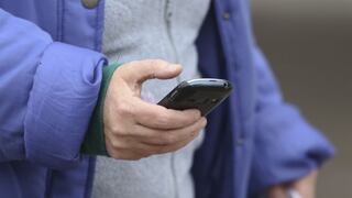 ¡Cuidado, trabajadores! Utilizar el celular en horario de trabajo es causal de despido en Perú