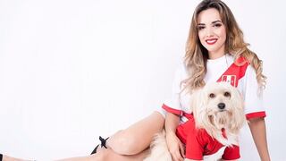Rosángela Espinoza alienta a la Selección Peruana de la manera más sexy (FOTOS)