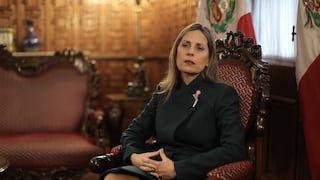 María del Carmen Alva renuncia “indignada” a la bancada de Acción Popular