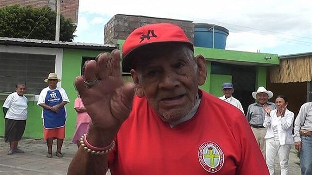 Ecuatoriano de 115 años podría lograr récord Guinness de "hombre más viejo del mundo" 