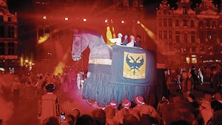 Caballo gigante sale a las calles en procesión inspirada en hecho histórico de 1549