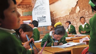 Escolares retornarán a clases de manera parcial en zonas rurales 