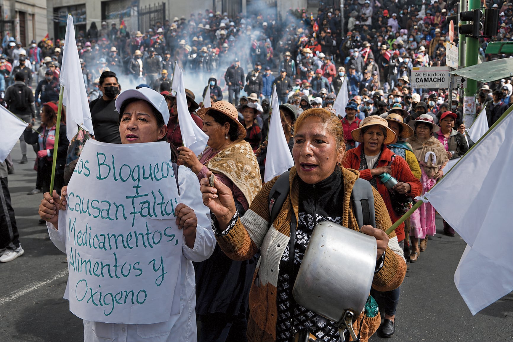 Liderada por obreros y mineros, la población boliviana espera solución a sus problemas diarios y culpan al presidente Rodrigo Paz de la actual crisis.