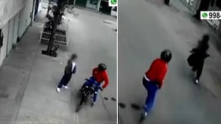 San Martín de Porres: escolar arroja su mochila y huye de delincuente armado | VIDEO