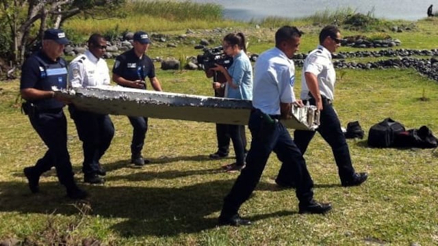 Malaysia Airlines: Resto de avión encontrado en Reunión pertenece al vuelo MH370 [FOTOS] 