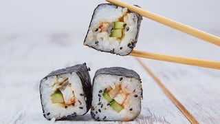 ¿Cómo preparar los makis california? La experta en comida japonesa Angélica Sasaki nos enseña