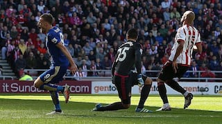 Leicester gana con doblete de Vardy y roza el título en Premier League