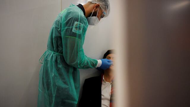 Gripe aviar: China registra primera muerte por virus H3N8 en el mundo