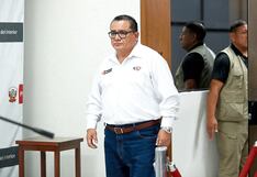 Acusan al Congreso de blindar al “incompetente” ministro del Interior, Juan Santivañez