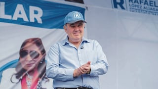 Rafael López Aliaga le dice “parásito” a Carlos Bruce y este lo llama “Bebita”
