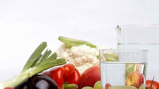 Comer para vivir: ¿Se debe modificar la dieta en el cambio de estación?