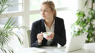 ¡Mucha atención! ¿El café afecta tu productividad?