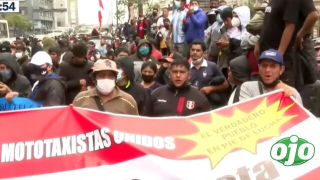 Mototaxistas protestan ante inacción de las autoridades contra el cobro de cupos en Cercado de Lima