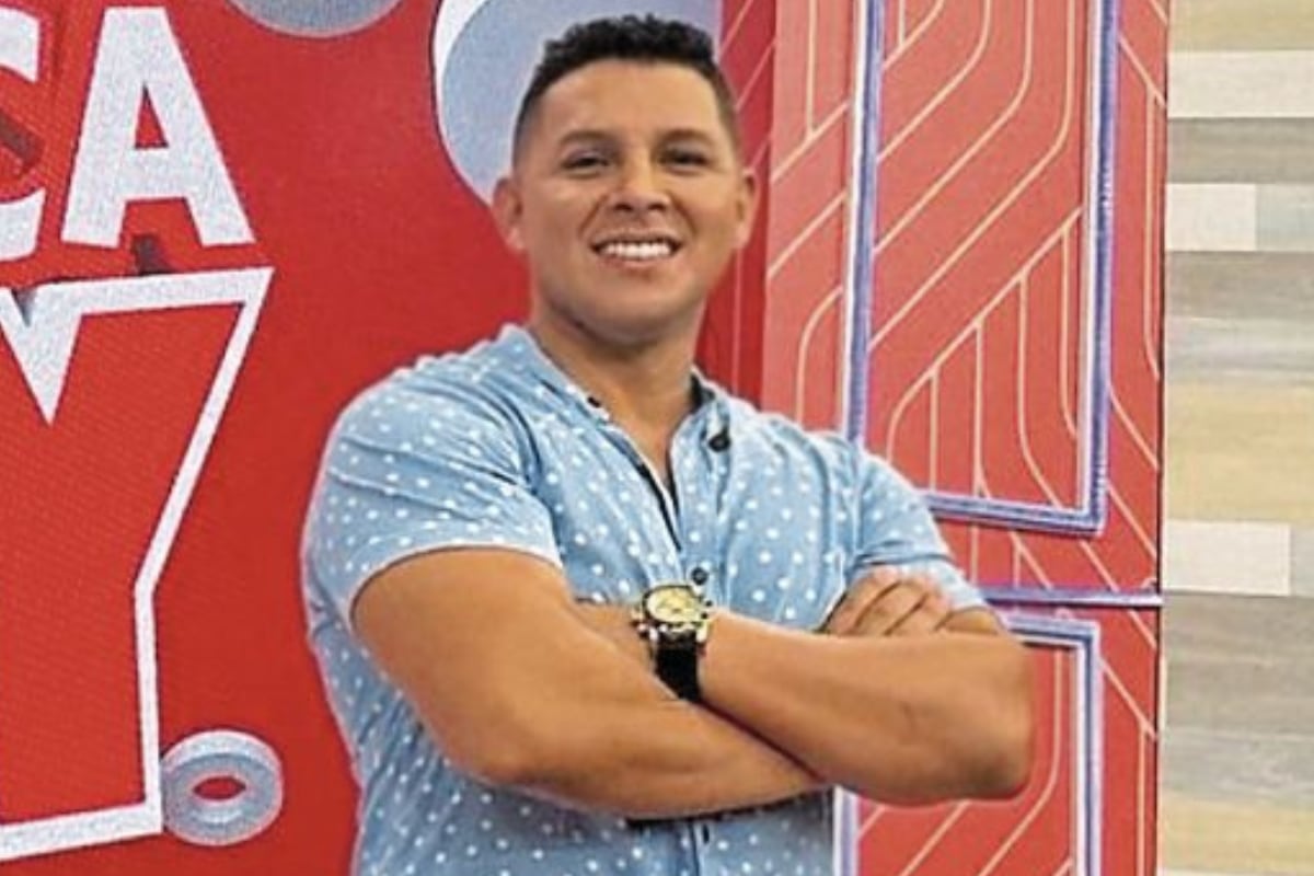 “Nosotros, los padres, tenemos que ver que nuestros hijos crezcan con seguridad, crezcan bien y tranquilos, no estar metiéndoles ideas en la cabeza, hablándole mal del papa o de la mamá”, expresó Néstor Villanueva.