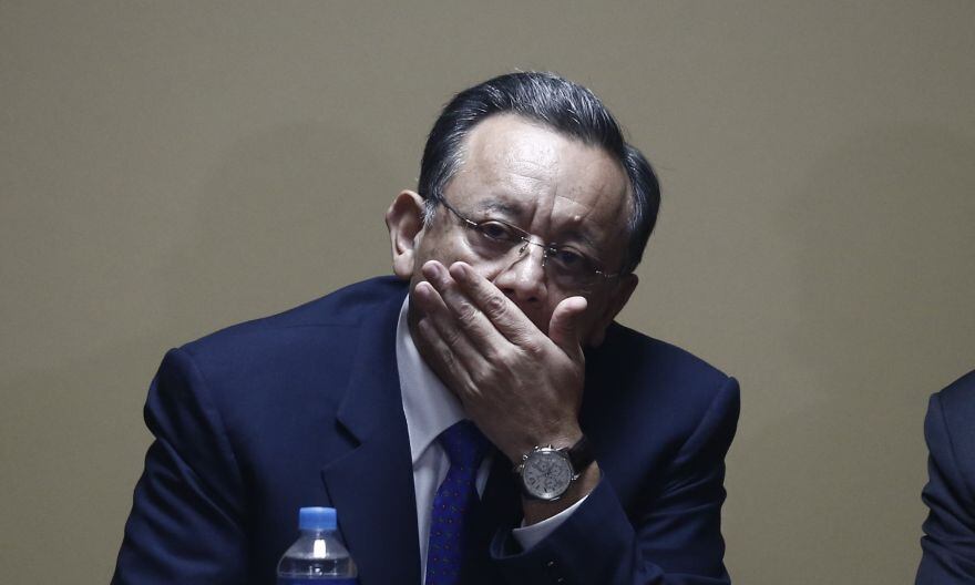 Edgar Alarcón: Condenan al excontralor a 1 año de prisión suspendida por difamación agravada.