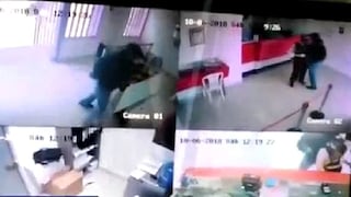 Cámara capta violento asalto dentro de agencia bancaria en Moche (VIDEO)