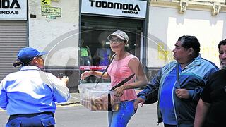 Venezolanos que vendían arepas en Jirón de la Unión fueron retirados 