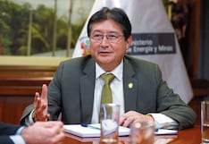 Buscan interpelar a ministro de Energía y Minas, Guillermo Shinno, por alza de combustibles