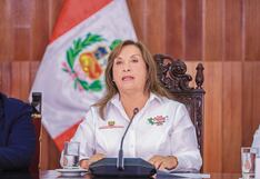 Dina Boluarte actúa como en dictaduras porque busca manejar a los medios de comunicación