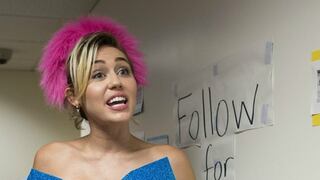 ¡Miley Cyrus apoya la candidatura de Hillary Clinton vestida de Agatha Ruiz de la Prada! [FOTOS] 
