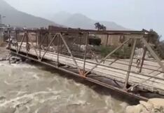 Aumento del caudal del río Rímac afecta la estructura del puente Caracol en Chosica (VIDEO)
