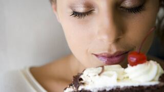 Comer para vivir: ¿Una dieta saludable puede incluir postres?
