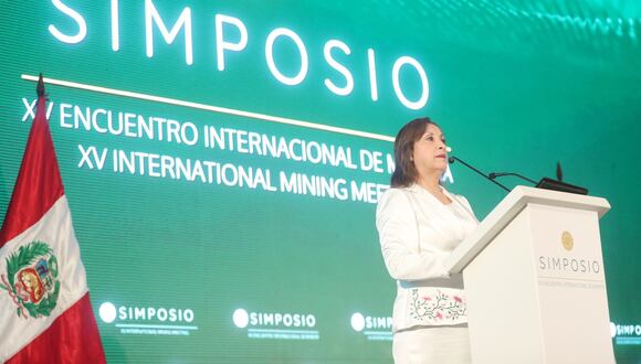 Dina Boluarte inaugura el Simposio XV Encuentro Internacional sobre Minería. Foto: Andina