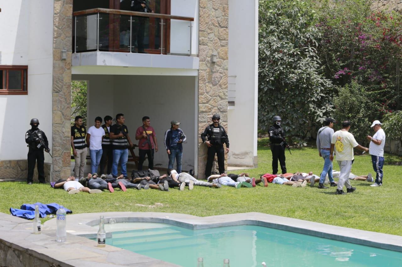 En este condominio realizaban fiestas desenfrenadas