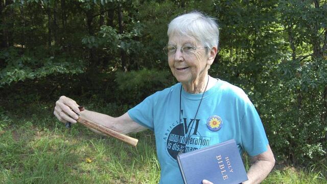 Mandan a la cárcel a monja de 84 años por protestar contra armas nucleares