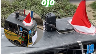 Chofer y cobrador adornaron su bus por Navidad para ‘jalar’ a más pasajeros: “Full Villancicos” | VIDEO