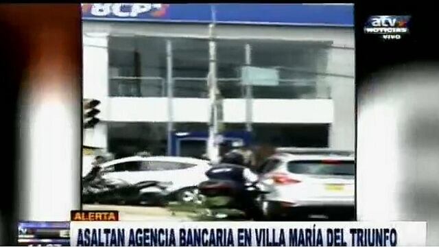 Encapuchados y con armas asaltan banco en VMT (VIDEO)