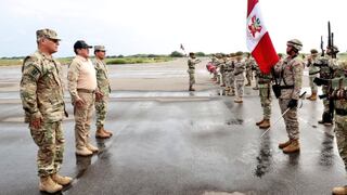 Perú no cerrará su frontera con Ecuador, afirma el ministro de Defensa