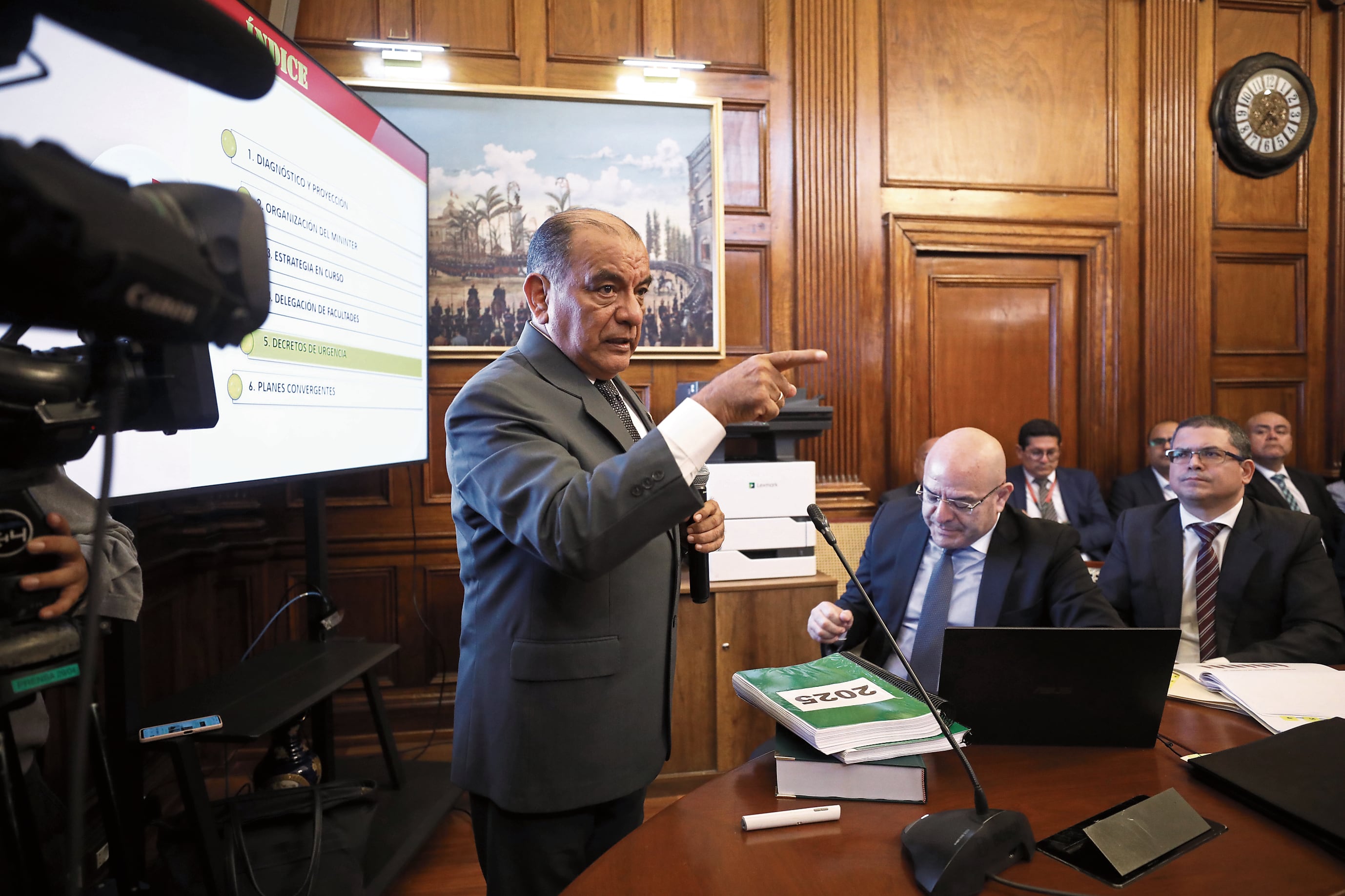 César Astudillo pidió que el Congreso otorgue facultades legislativas al Gobierno. Foto: Antonio Melgarejo/ @photo.gec