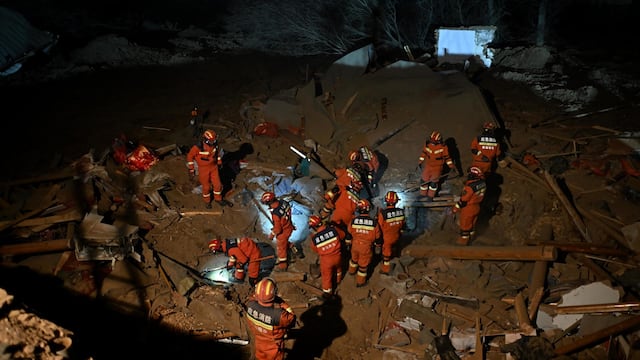 Terremoto en China: número de fallecidos asciende a 126 en provincia de Gansu