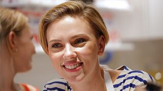 YouTube: Scarlett Johansson impresiona cantando conocido tema de New Order