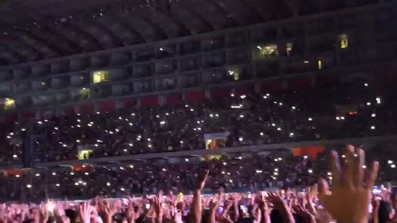 Romeo Santos: el ‘Rey de la Bachata’ hace delirar a fans en estadio lleno