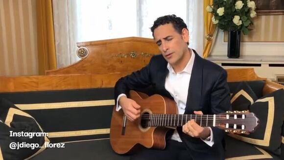 ZP | Juan Diego Flórez rindió homenaje a Armando Manzanero