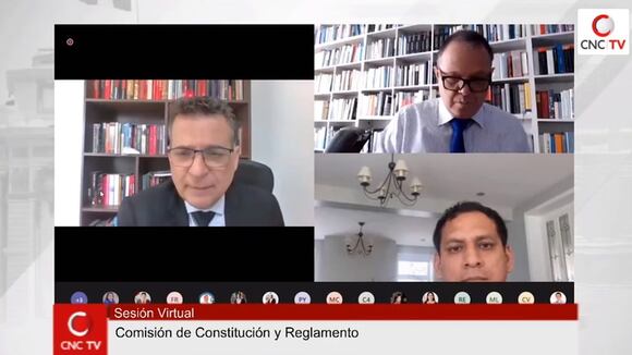 Omar Chehade renunció de manera irrevocable a la presidencia de la Comisión de Constitución