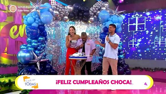 Choca se conmueve con saludo de su hermana embarazada