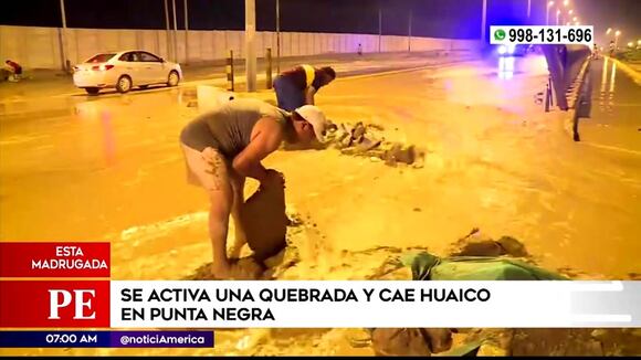 Se activa una quebrada y cae huaico en Punta Negra