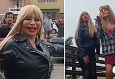 Susy Díaz posa feliz junto a la actriz que la interpretará en nueva película