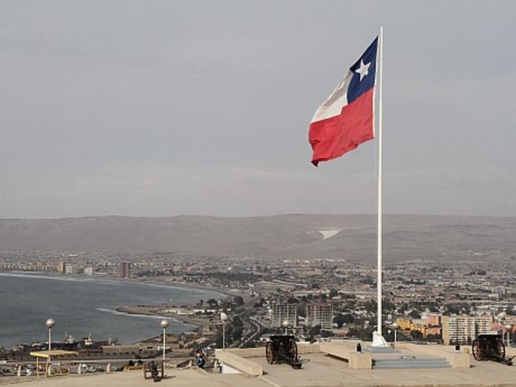 Chile pondrá una gigantesca bandera en el morro de Arica 