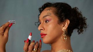 Belleza sin género: ¿Cómo crear una rutina de maquillaje que exprese su identidad?