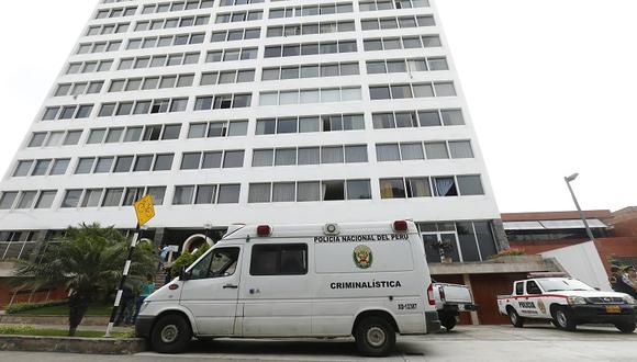 San Isidro: Hombre con impacto de bala muere al caer del piso 11 de un edificio