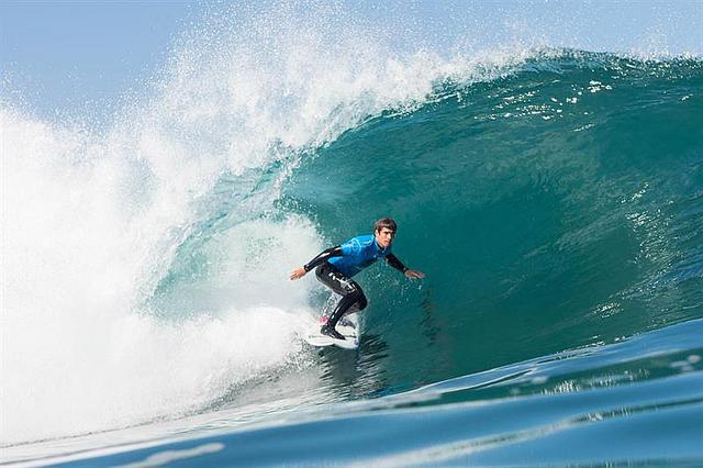 ​Peruano Tomás Tudela se corona campeón del circuito mundial de surf [FOTOS]