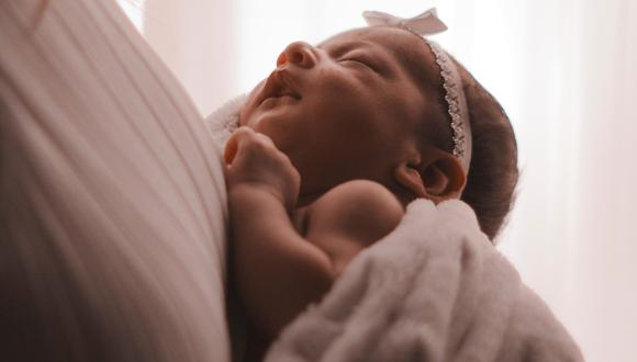 El pediatra siempre será el mejor aliado para que los padres sepan cómo actuar con un recién nacido. (Foto: Laura Garcia  / Pexels)