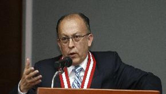 Detienen a expresidente del CNM Edmundo Peláez Bardales