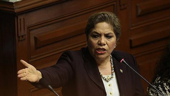 Luz Salgado será presidenta del Congreso y colocará banda presidencial a PPK