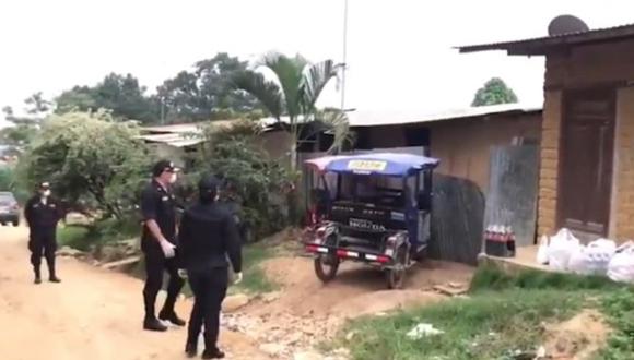 San Martín: Policías de la comisaría de Banda de Shilcayo llevan víveres a familias en cuarentena (Captura Vía Televisión)