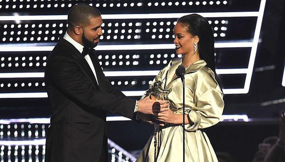 ¡Qué romántico! Mira la tierna declaración de amor de Drake a Rihanna